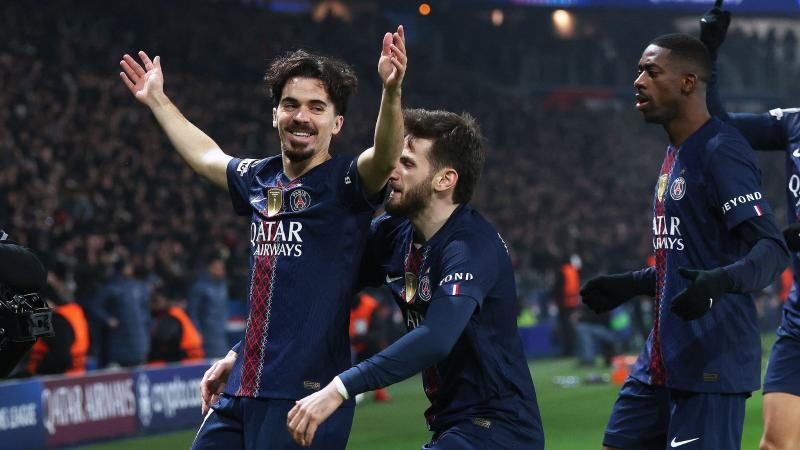 布达佩斯Major：跌入0-1！小蜜蜂7-13不敌FaZe